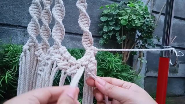 DIY : MACRAME PLANT HANGER LOVE / HEART PATTERN | Tutorial Macrame Plant Hanger #3 смотреть онлайн