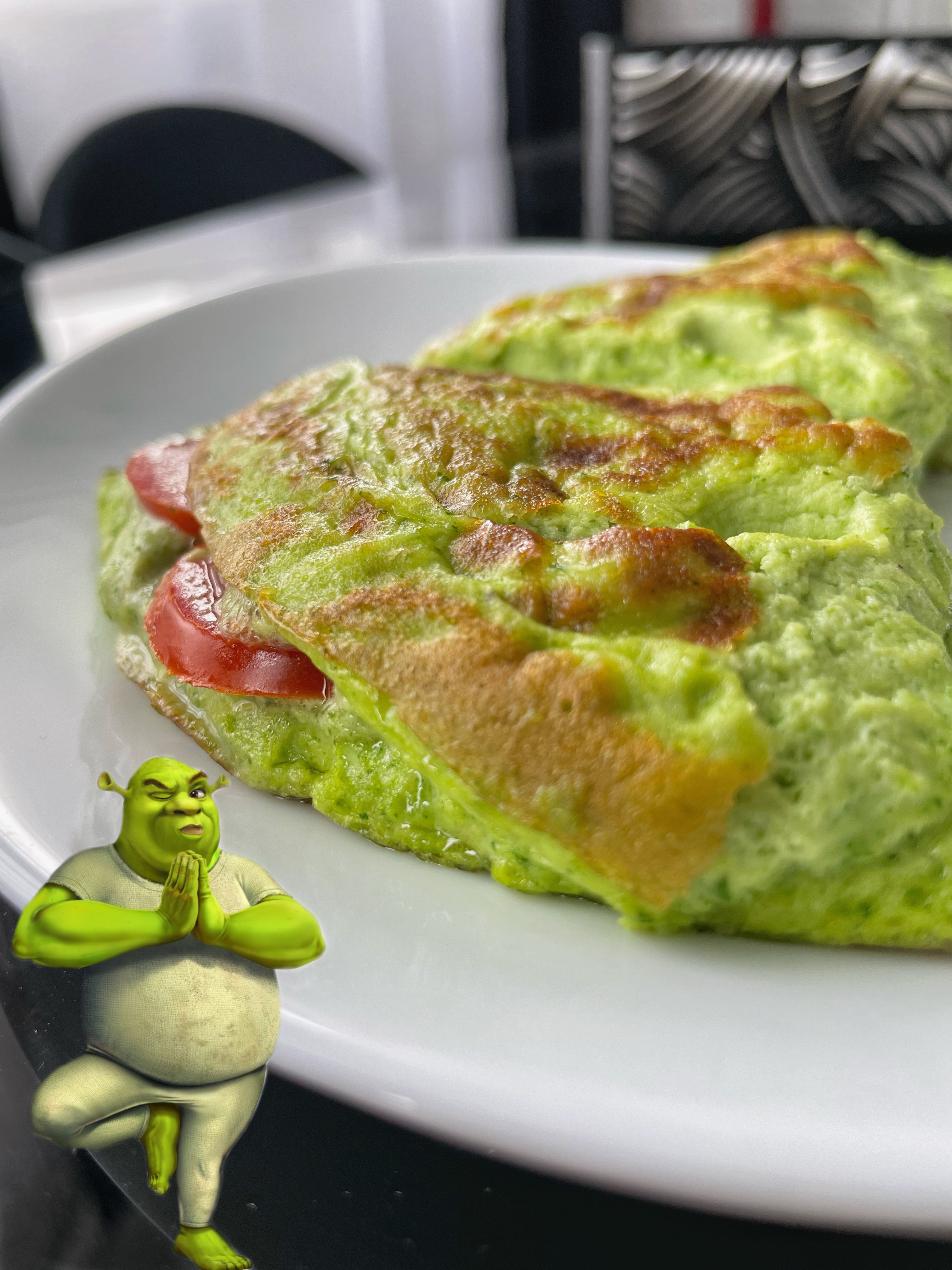 Зеленый омлет "Завтрак Шрека" смотреть онлайн