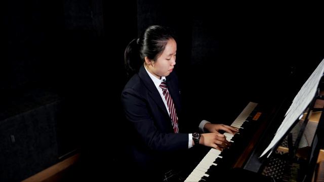 Cherry Zheng.Piano.Croatian Rhapsody смотреть онлайн