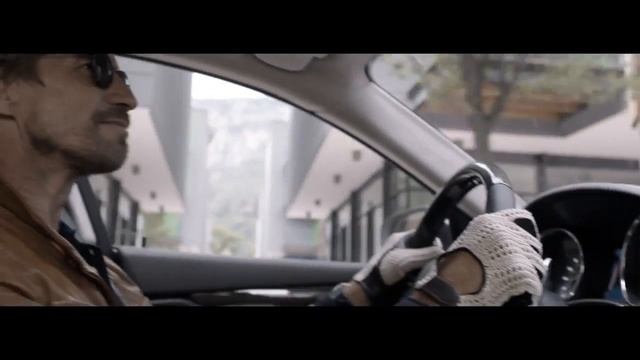 2017 Maserati Quattroporte Meet Your Equal Long Form смотреть онлайн