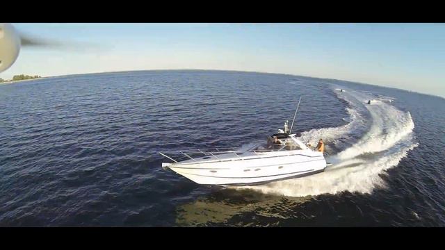 Sunseeker 39 Quadrocopter Jetski GoPro Drone смотреть онлайн