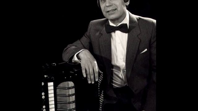 Vladimir Besfamilnov: Igor Shamo - Concerto for Accordion and String Orchestra - Interview смотреть онлайн