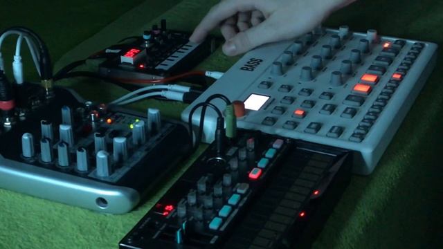 Dawless Sketch #1 [Model:Samples + Volca FM + NTS-1] смотреть онлайн