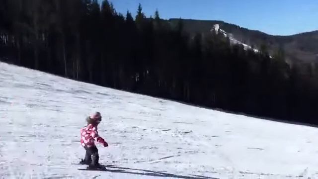 Мама, я не могу остановиться Вперёд, вперёд, вперёд смотреть онлайн