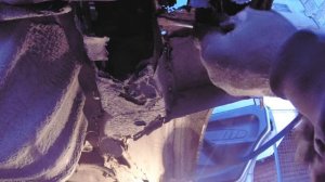 Выбиваю высверливаю задний лонжерон, | замена заднего лонжерона | реанимация ваз 2114