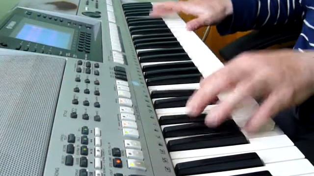 TOP ONE TY JESTES JAK MELODIA TA WIATR) - YAMAHA PSR S 900 GRAJEKMUZYK смотреть онлайн