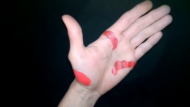 Рисунок на руке 3D иллюзия . Укусы на руке. Hand drawing 3D illusion. Bites on the arm. смотреть онлайн