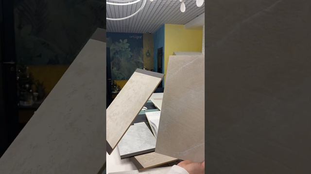 Вариант оформления стен. Штукатурка или обои? смотреть онлайн