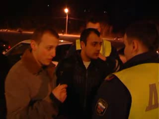 Стритрейсеры vs ДПС смотреть онлайн