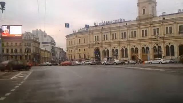 Мудаки на площади Восстания.