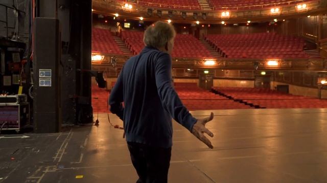 Andrew’s Tour of the London Palladium смотреть онлайн