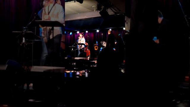 Vitaly Golovnev & Azat Bayazitov - When in Moscow,live at Kozlov club смотреть онлайн