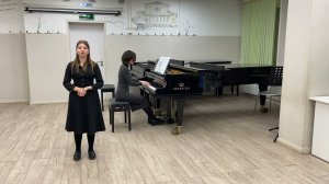 «Грустные ивы» муз. М. Блантера, сл. А. Жарова