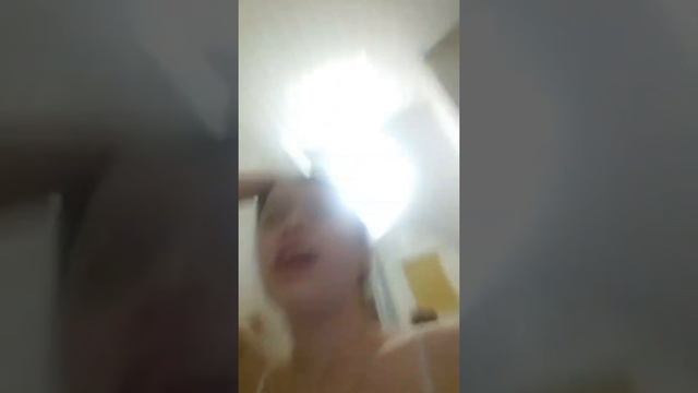 Обзор на бомбочку для ваны вода стала желтой😮😊☺ получилось смотреть онлайн