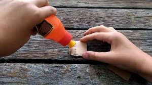 какой клей лучше склеит картон? какой надежнее, лучше?