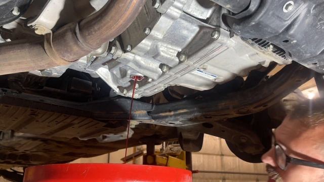 2017-2019 Toyota Highlander transmission fluid change UA80E *the right way to fill* смотреть онлайн