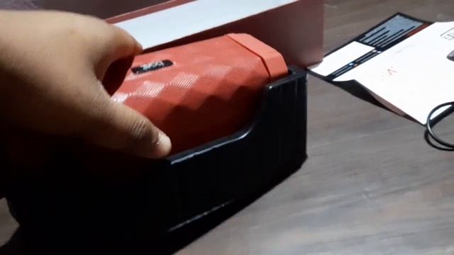 Boat stone 650 10 W Bluetooth speaker UNBOXING смотреть онлайн