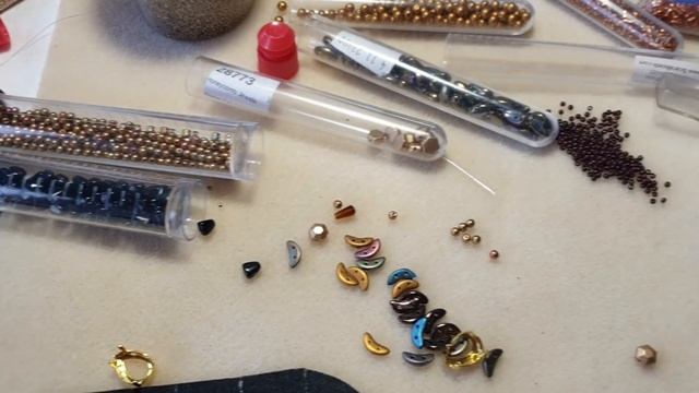 МНОГО СЛОВ...СОЧИНЯЮ КОЛЬЕ. смотреть онлайн