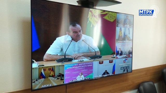 В Краснодарском крае меры социальной поддержки получают 1,5 миллиона жителей. смотреть онлайн