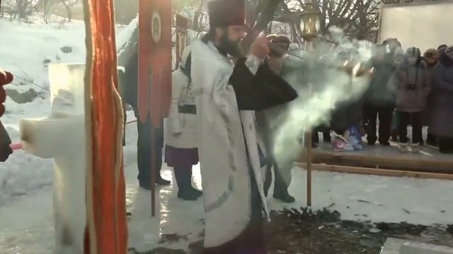 Освящение воды на Крещение смотреть онлайн