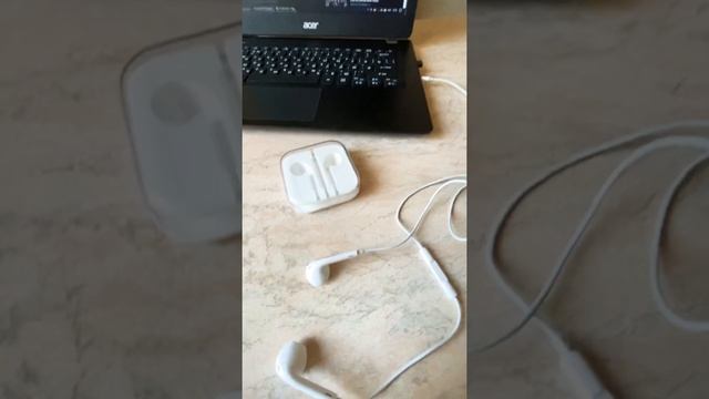 Наушники Apple EarPods смотреть онлайн