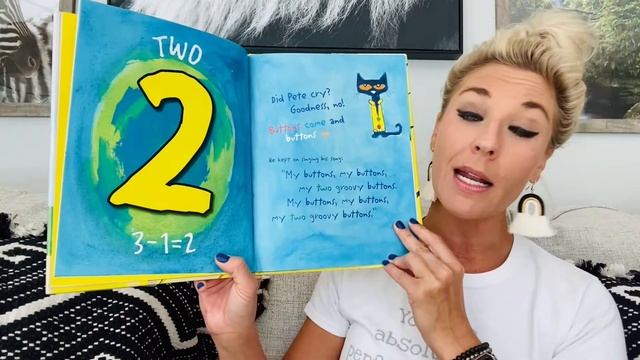 Kids Book Read Aloud | Pete the Cat and His Four Groovy Buttons! смотреть онлайн