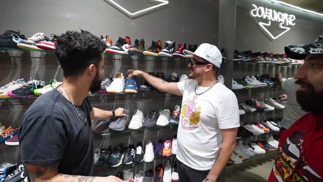 LA COTORRISA COMPRANDO SNEAKERS 🤣