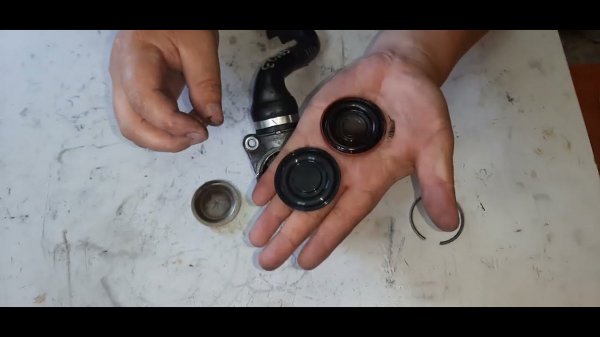 Замена мембраны КВКГ Mercedes OM642 A6420101791, A6420101291