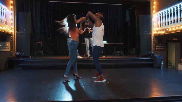 Zuriel & Lara [Bad Bunny - Chambea] @ 3rd Vilnius Bachata Fest смотреть онлайн