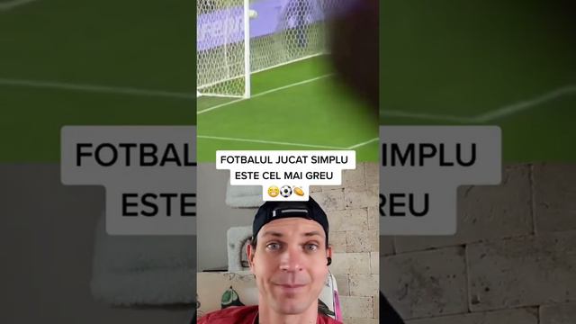 FOTBALUL JUCAT SIMPLU / Este și cel mai greu смотреть онлайн