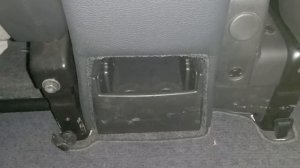 Подлокотник Nissan NV200,  с низкой консолью.