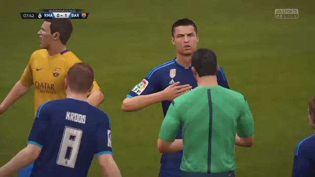 Ronaldo NINJA KICKS Munir in the FACE смотреть онлайн
