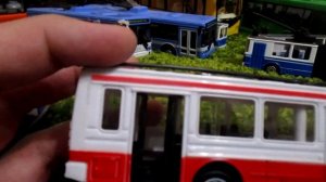 Обзор самых разных игрушечных троллейбусов/Троллейбус Технопарк ЗиУ-10