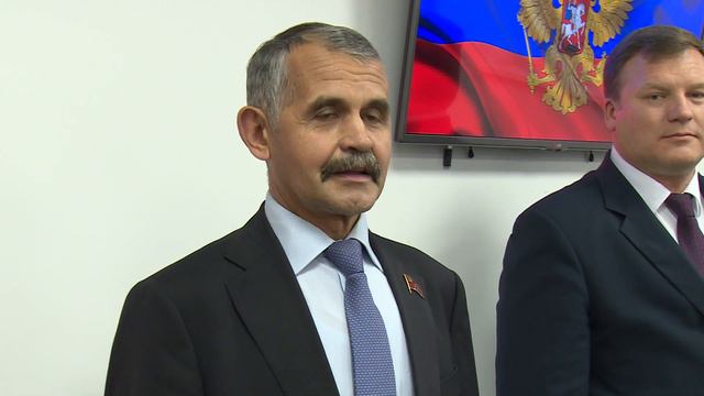 Вручил паспорта смотреть онлайн