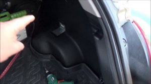 Холодильник в багажник автомобиля. Куда и как поставить что бы не мешал!?