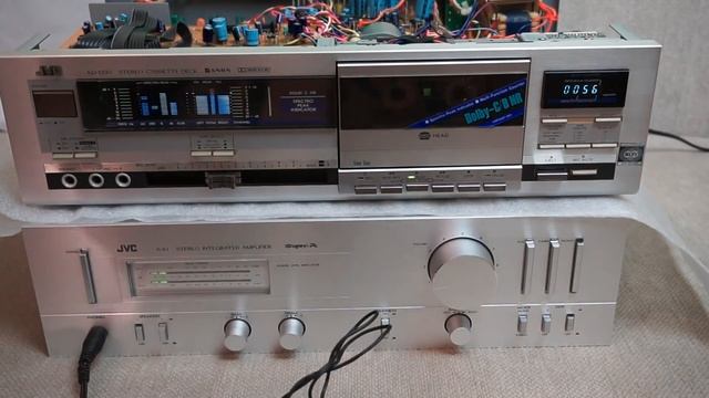 Вперед в прошлое. Часть 3. Распаковка новых стоковых усилителей JVC A-X1, A-X2 и A-X50. смотреть онлайн