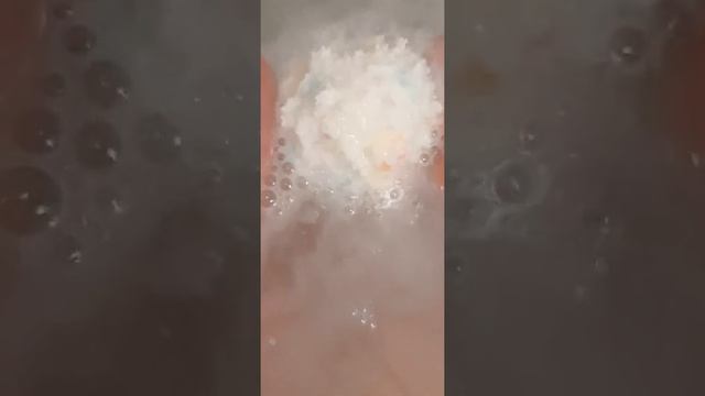 Бомбочка для ванны (растворяется) смотреть онлайн