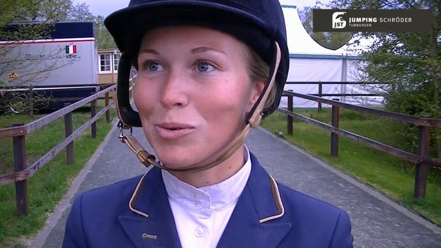 Interview winnaar Kleine Grote Prijs aangeboden door Havens ZZ groep 1 Stephanie van den Brink met смотреть онлайн