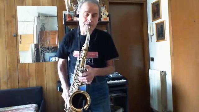 Elton John Nikita saxophone "cover" смотреть онлайн
