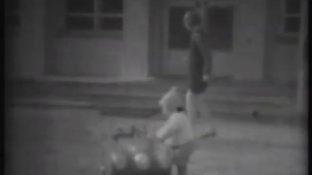 Советский двор смотреть онлайн