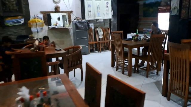Мини ресторан с названием Mini Restaurant. По адресу Kec. Kuta, Kabupaten Badung, Bali смотреть онлайн