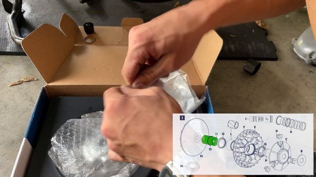 How To Install The Polini MAXI HI•SPEED Variator - Vespa GT/GTS/GTV смотреть онлайн