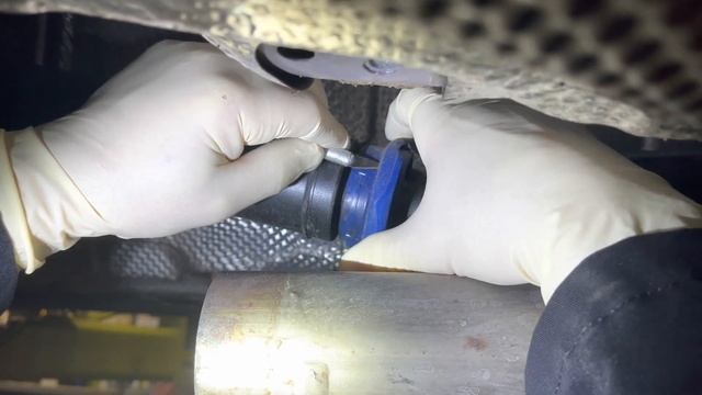 2021 Audi C8 RS6 Avant - OEM Driveshaft Carrier removal смотреть онлайн