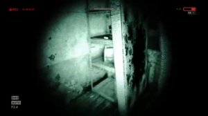 Прохождение Outlast - Пройти через верхние этажи чтобы догнать отца Мартина. Три предохранителя #10
