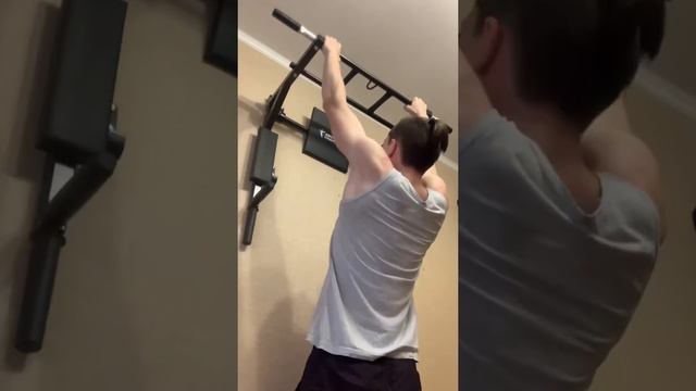Как увеличить количество подтягиваний на турнике? ?? #shorts смотреть онлайн
