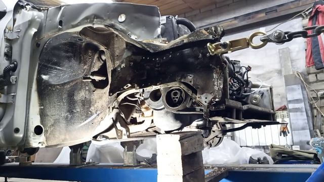 Гранту немного перекосило от поцелуя. Стапель, вытяжка, рихтовка. смотреть онлайн