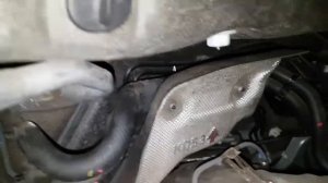 Из-за чего тарахтит (вибрация) в салоне в режиме D или R у mazda cx-5