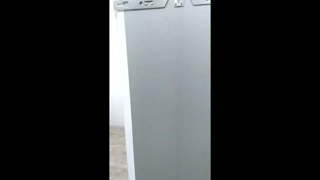 Встраиваемая морозильная камера LIEBHERR SIGN 3524 смотреть онлайн