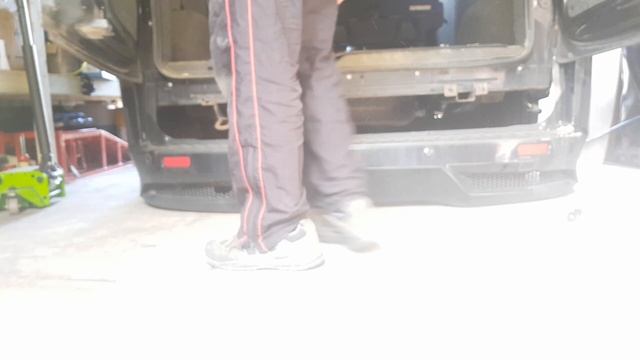 Transit custom tourneo rear bumper removal and Parking Sensor replacement made easy смотреть онлайн