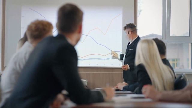 5 Must-Read Investing Books for Beginners смотреть онлайн